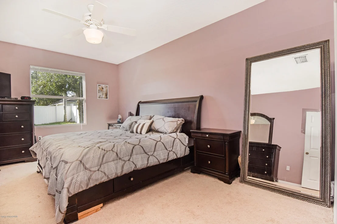 Photo of 1410 Whitman Drive