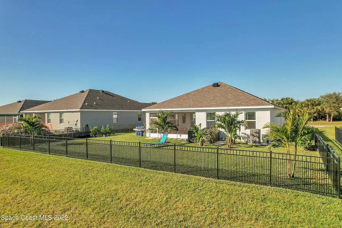 Photo of 8251 Laguna Circle