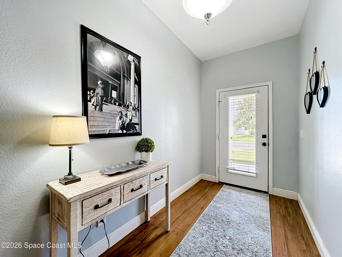 Photo of 2085 Bayhill Drive