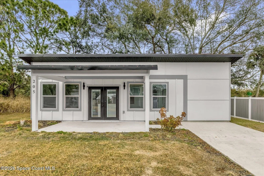 Photo of 205 Flamingo Drive