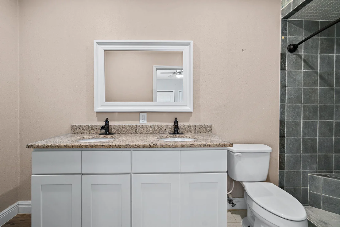 Photo of 179 Clairbourne