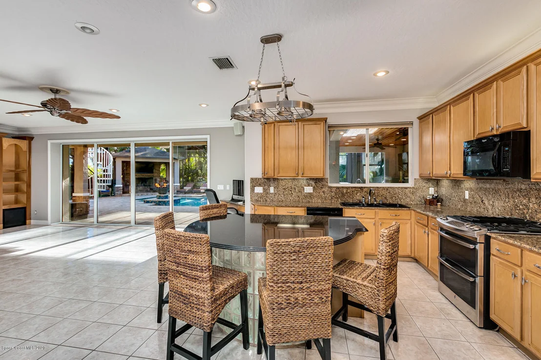 Photo of 5905 Newbury Circle