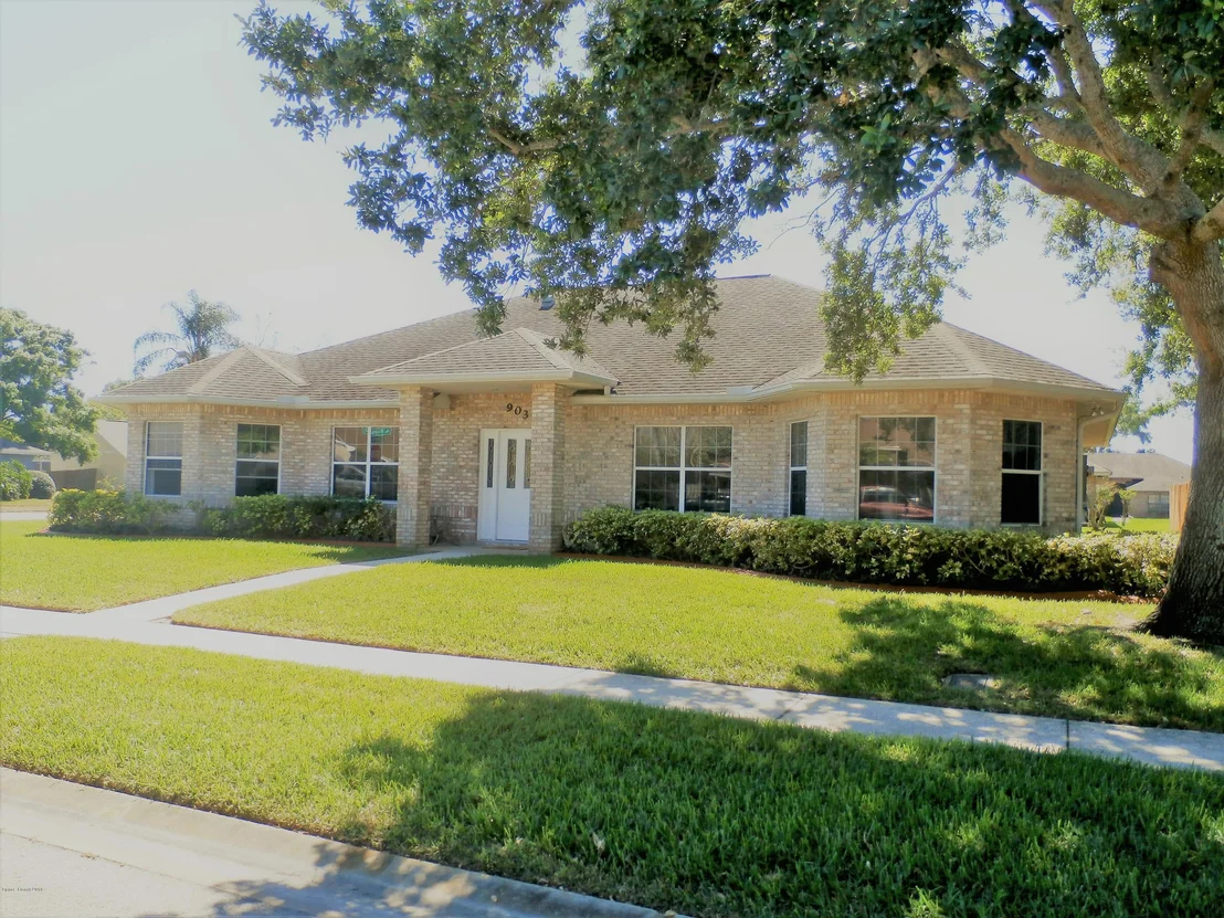 Photo of 903 Whisperpine Drive