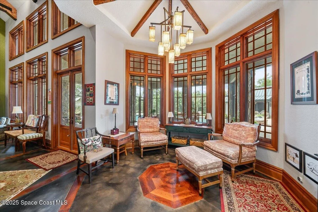 Photo of 586 Wethersfield Place