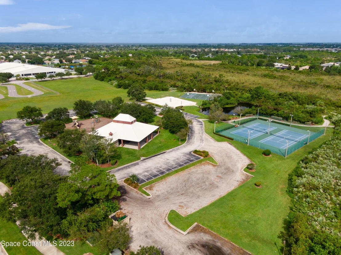 Photo of 1647 Auburn Lakes Drive
