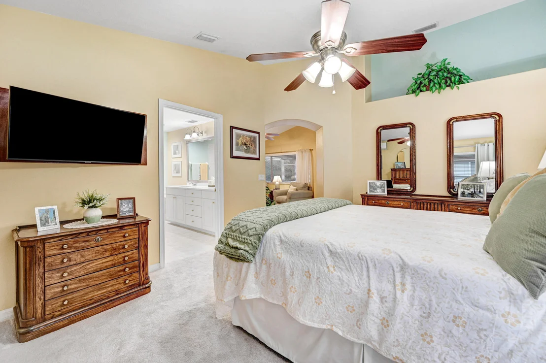 Photo of 7168 Broderick Drive