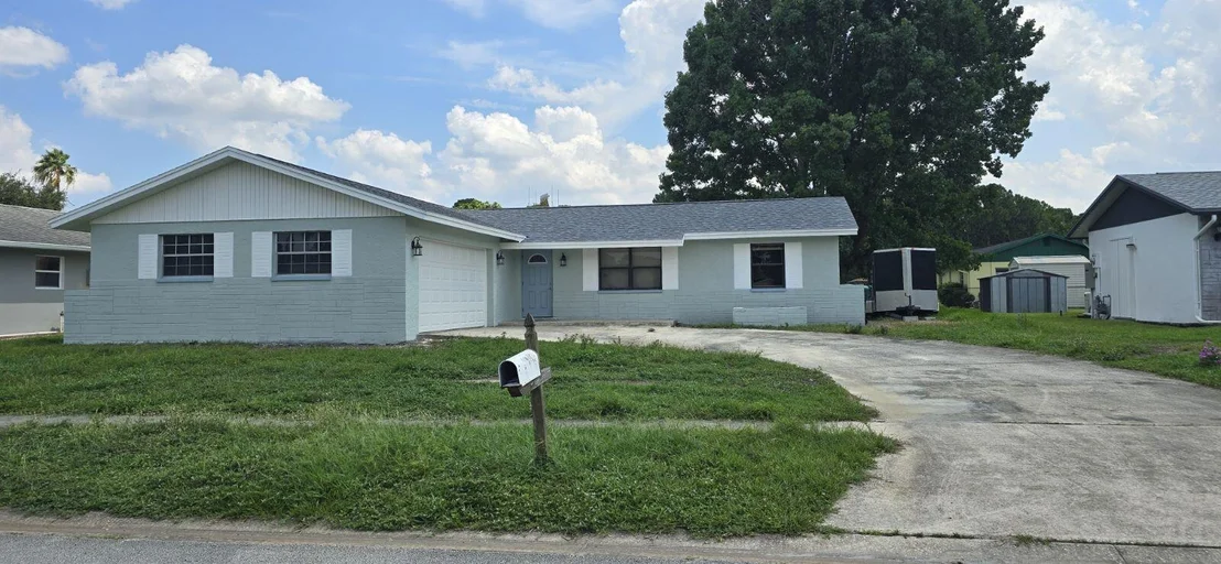 Photo of 2823 Corbusier Drive