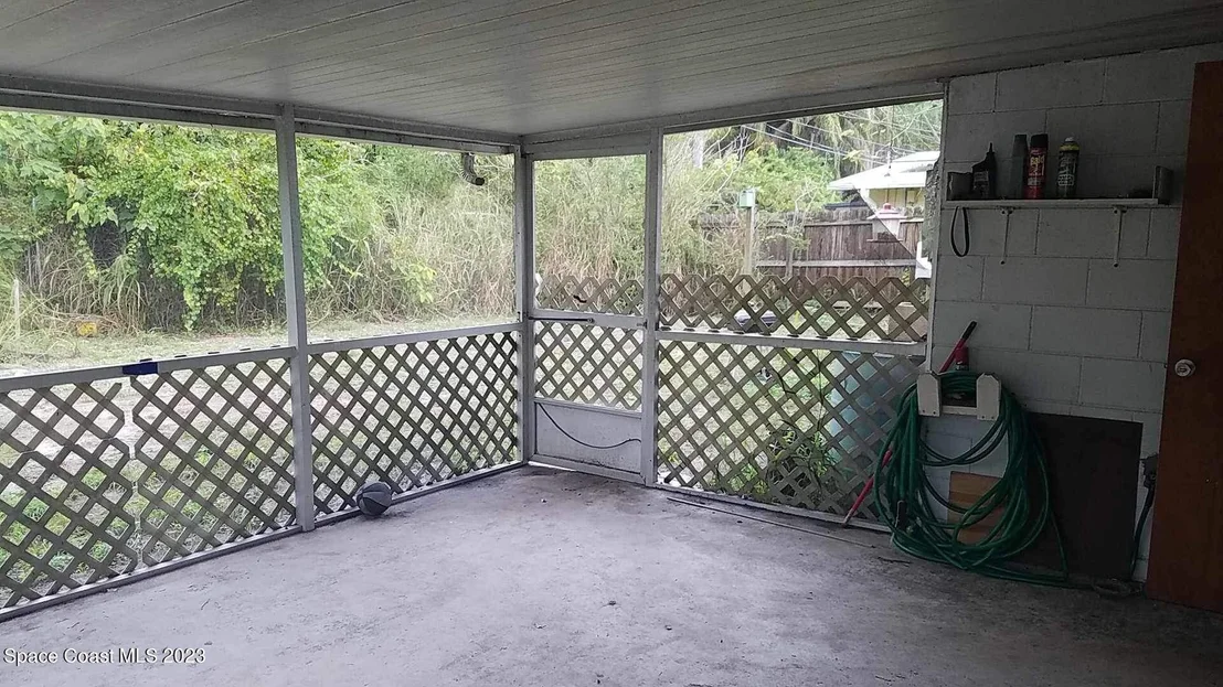 Photo of 3368 Elder Street
