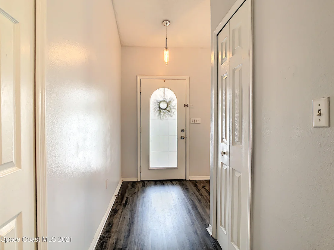 Photo of 3025 Pineda Crossing Drive