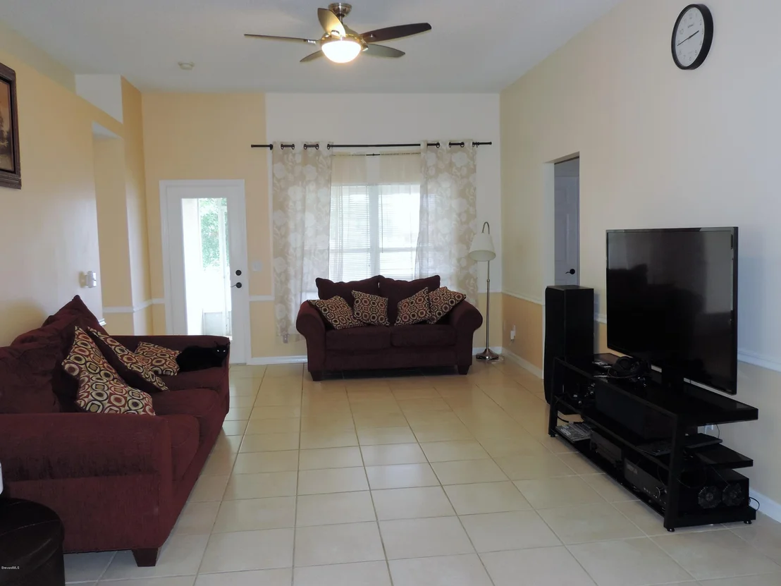 Photo of 1065 Sedgewood Circle