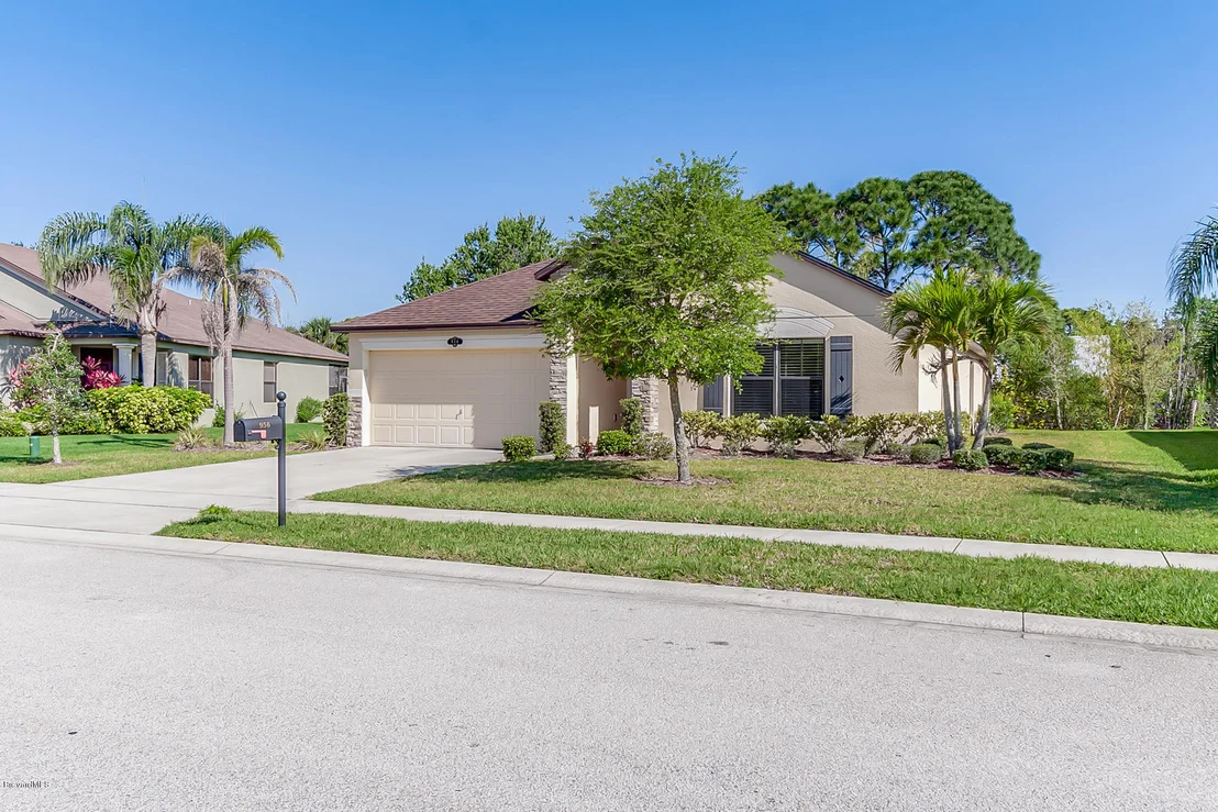 Photo of 956 Whetstone Place