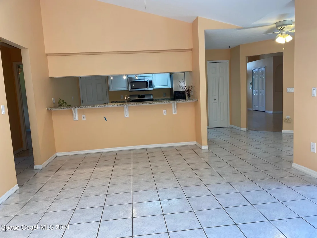 Photo of 935 Osprey Lane