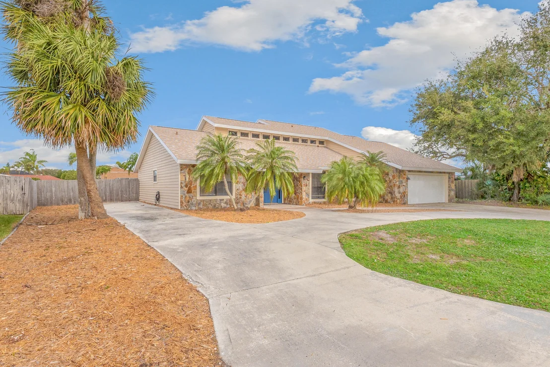 Photo of 292 Arrowhead Lane
