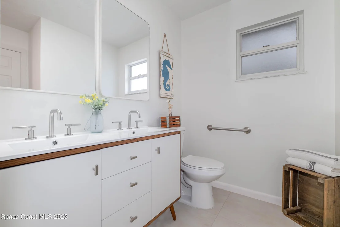 Photo of 1091 Pace Drive NW
