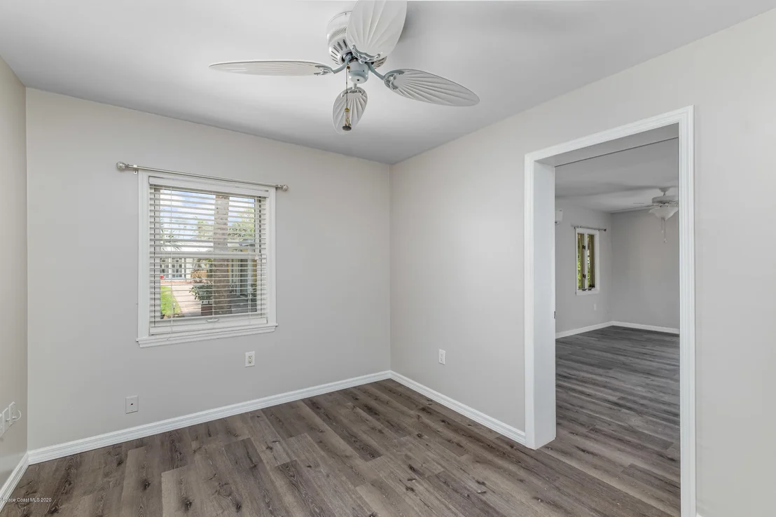 Photo of 405 Sunset Boulevard