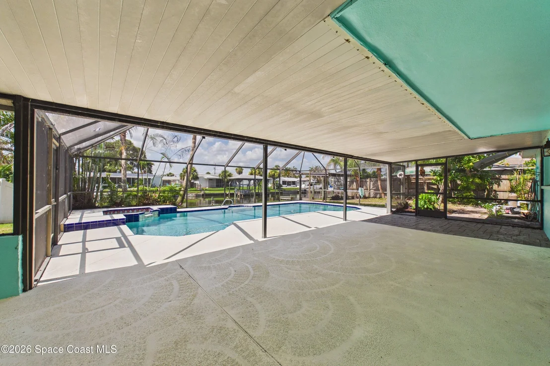 Photo of 406 Sandpiper Drive