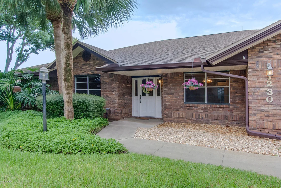 Photo of 1230 Silver Lake Drive