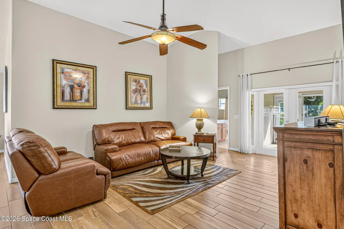 Photo of 7127 Broderick Drive