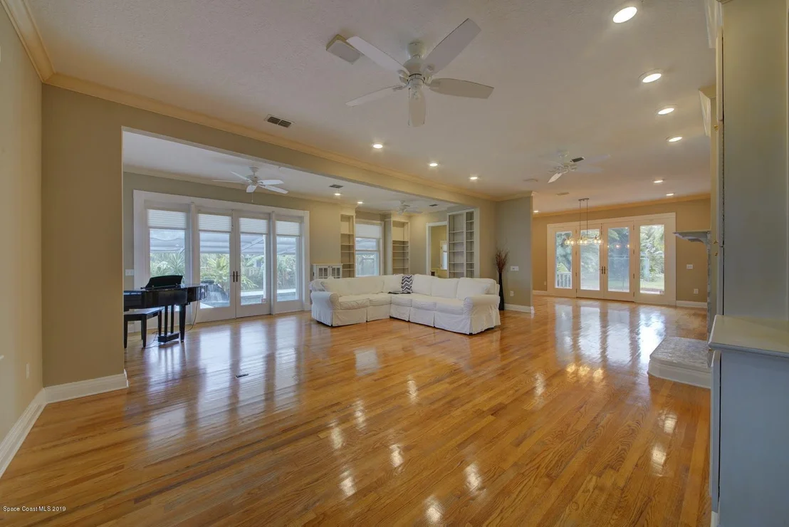 Photo of 1511 Rockledge Drive