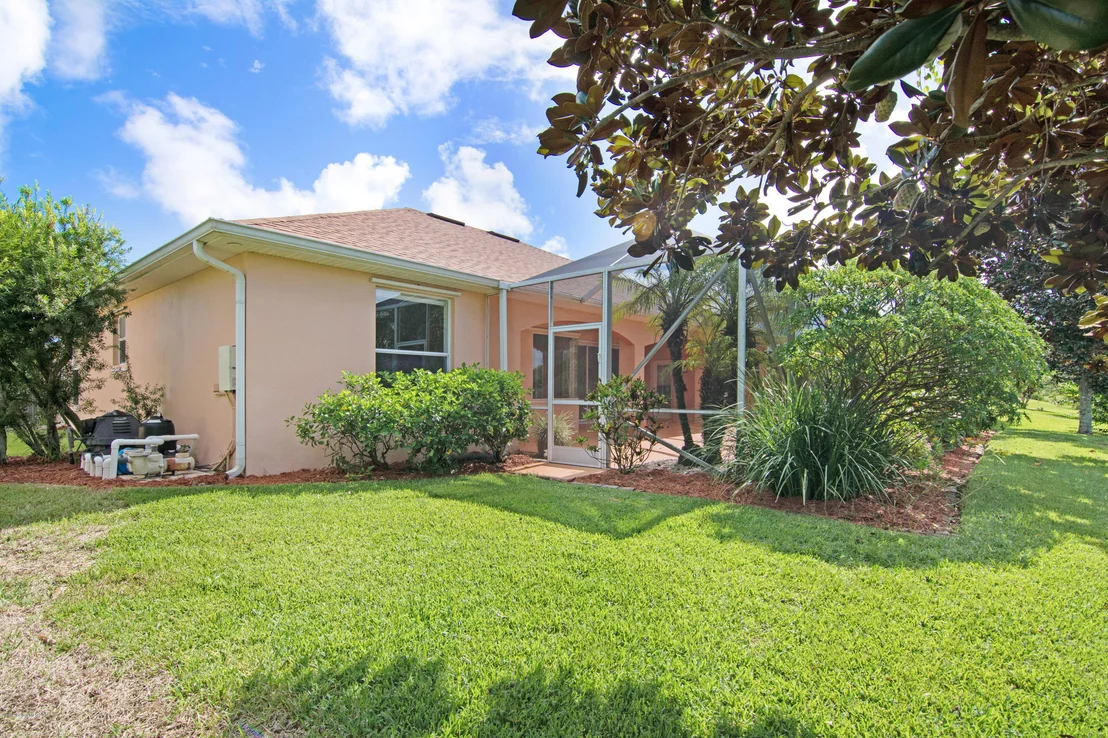 Photo of 1617 Auburn Lakes Drive