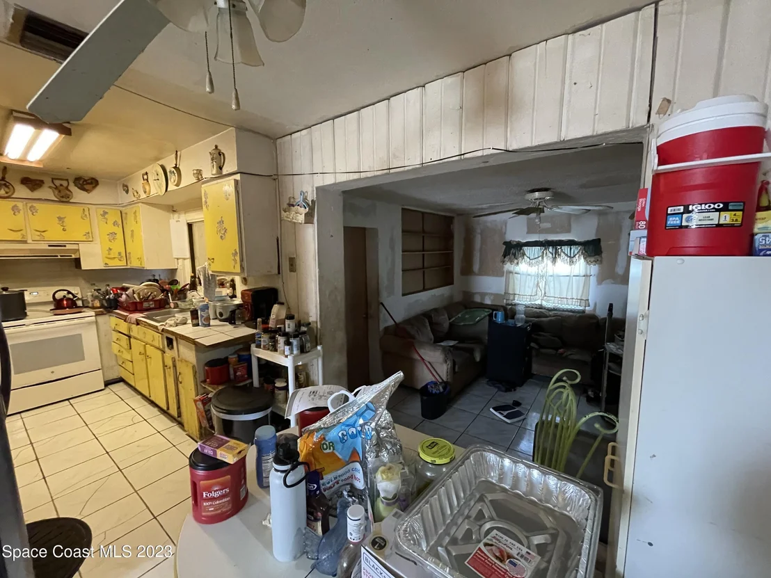 Photo of 723 Ixora Avenue