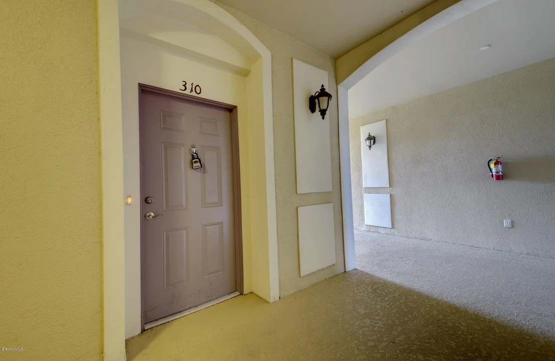 Photo of Unit 310 at 3848 Lexmark Lane