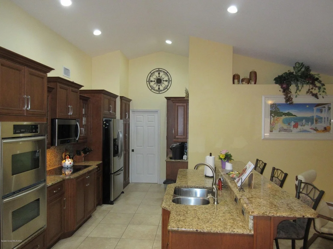 Photo of 1837 Thesy Drive