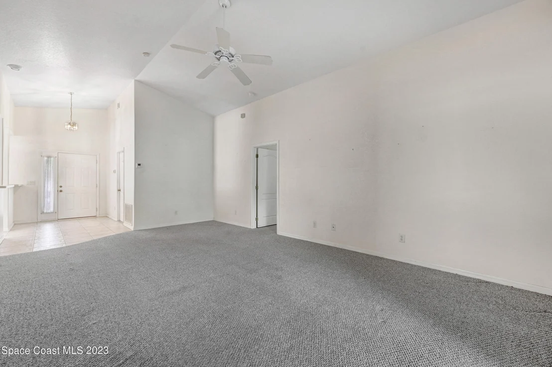 Photo of 974 Pine Creek Circle NE