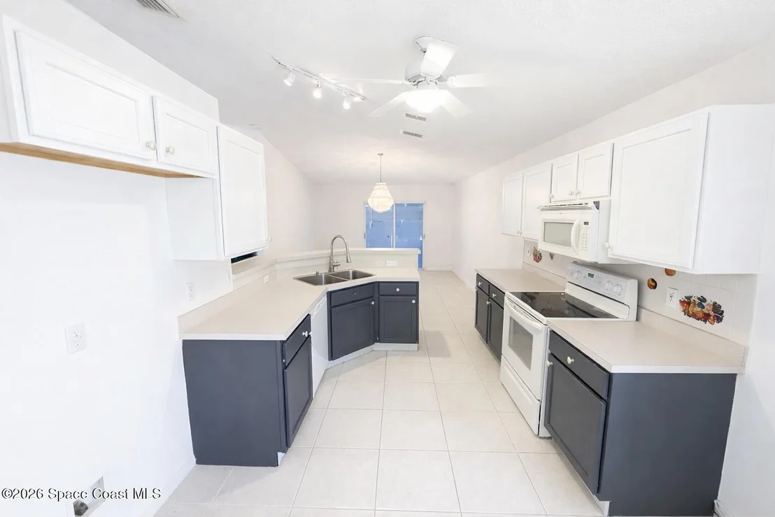 Photo of 2235 Myla Lane