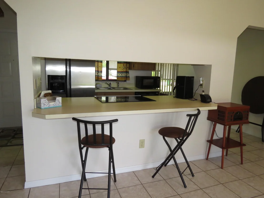 Photo of 6599 Dixie Avenue