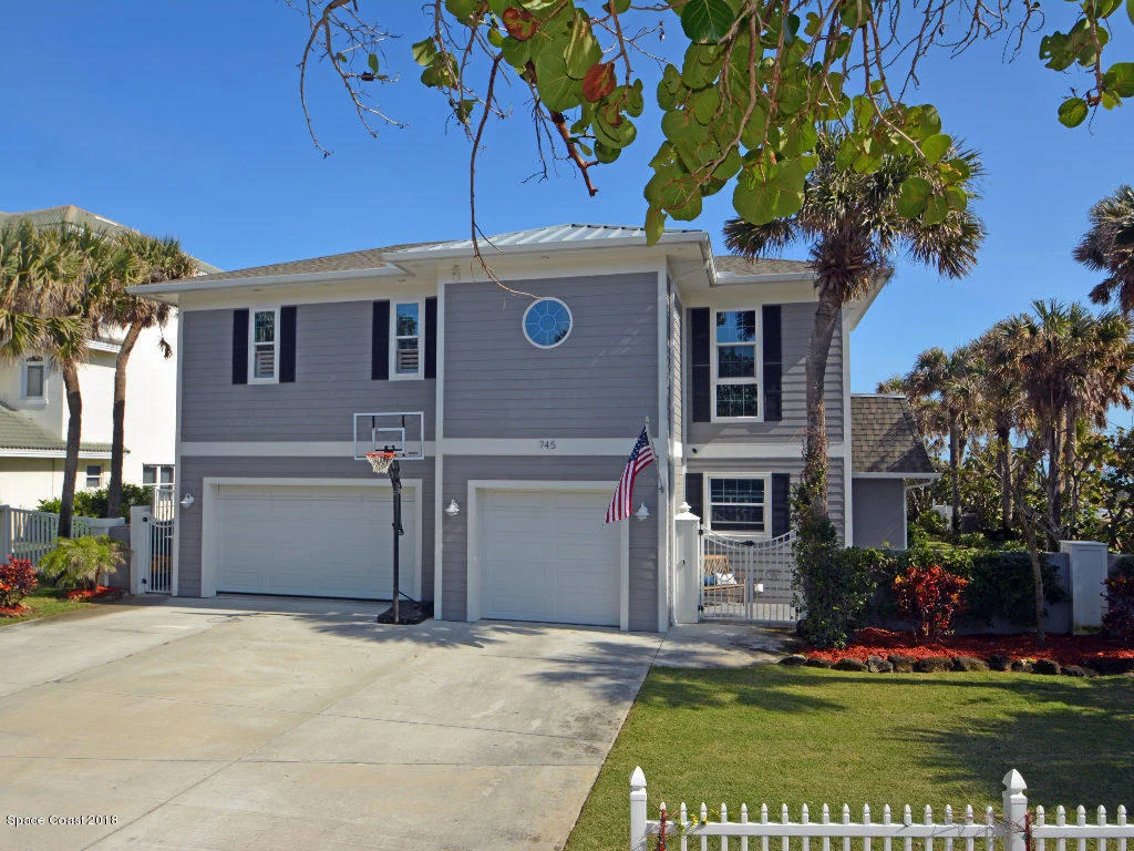Photo of 745 Beach Street