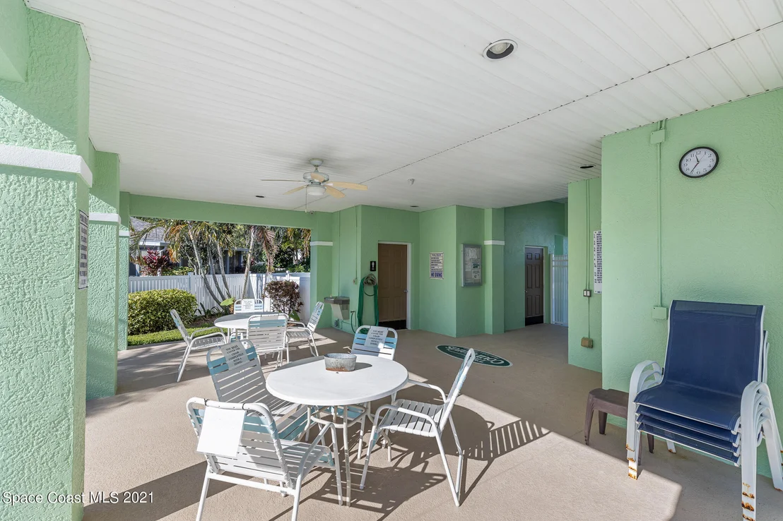 Photo of 2149 Redwood Circle