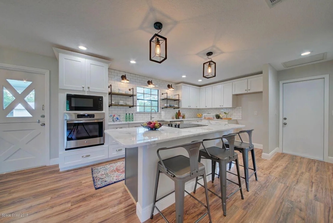 Photo of 2665 Lakehill Road