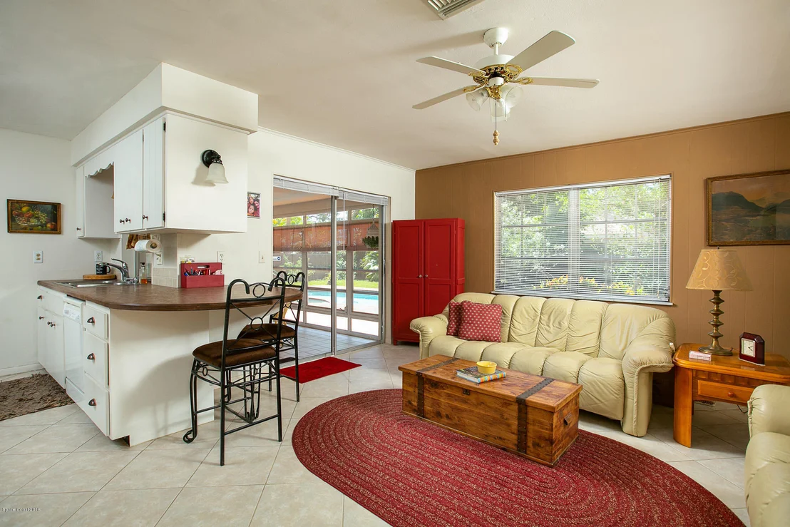 Photo of 702 Banyan Road