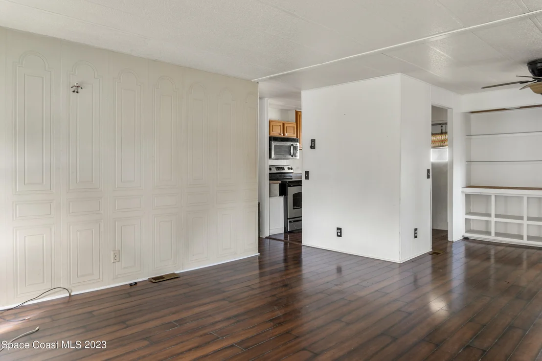 Photo of 549 Marnie Circle