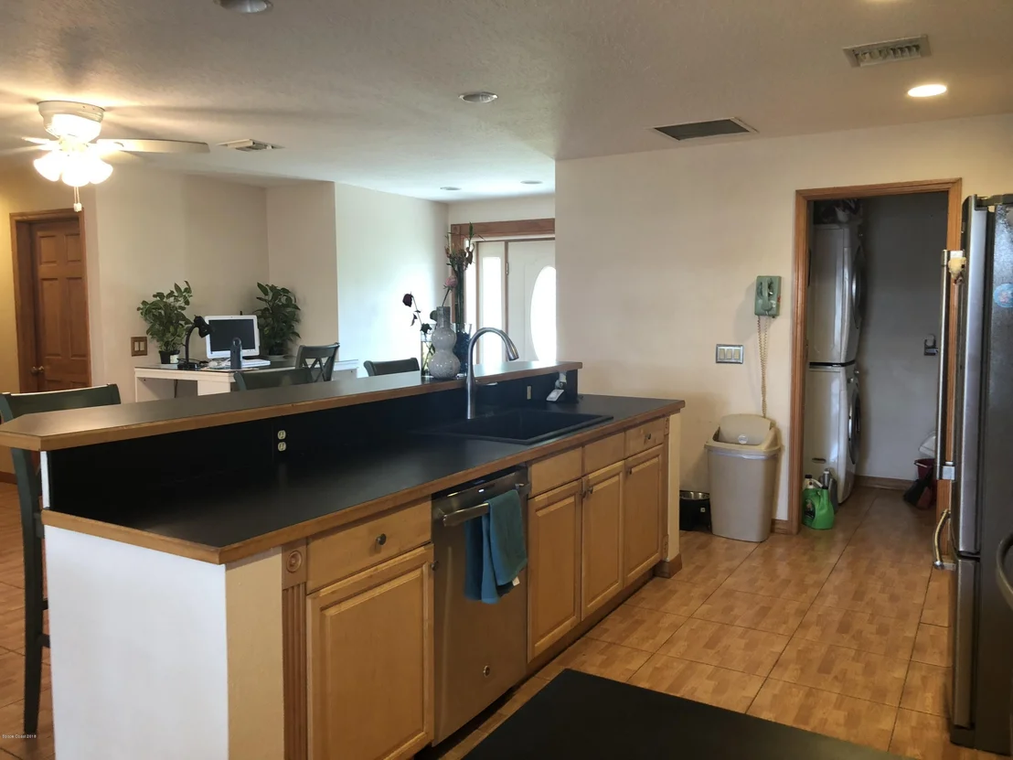 Photo of 730 Bianca Drive NE