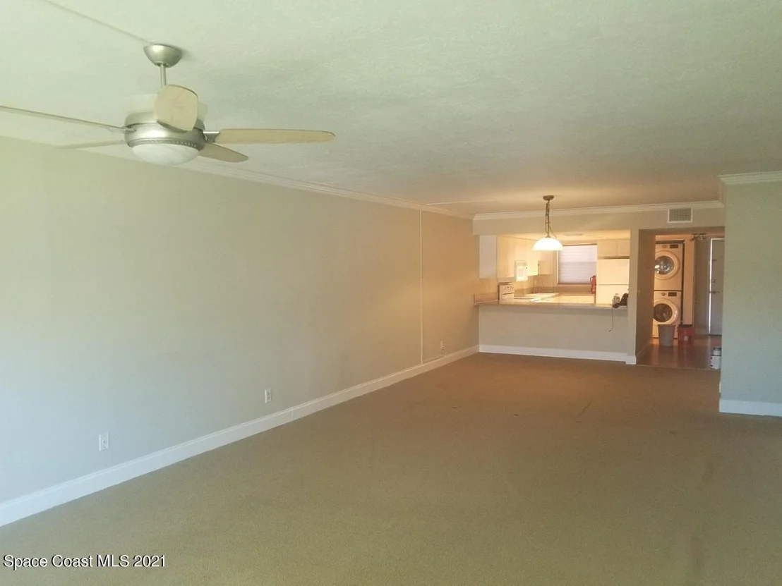 Photo of Unit 1122 at 325 Tangle Run Boulevard