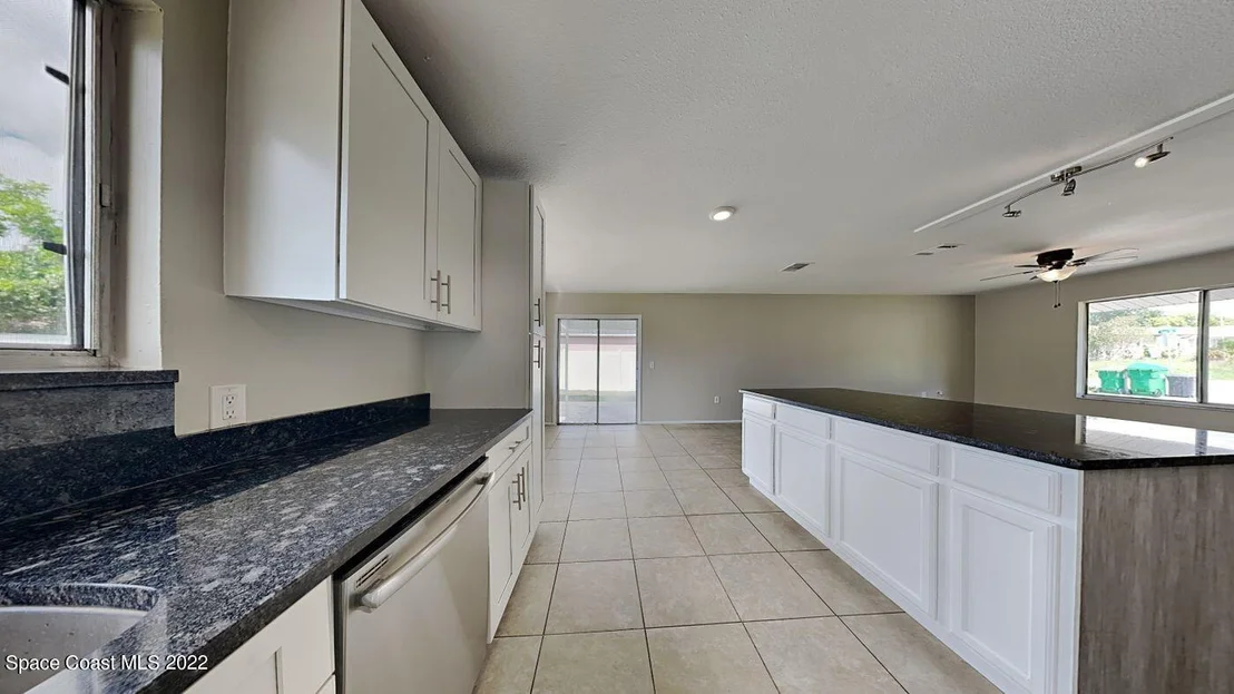 Photo of 985 Tope Street