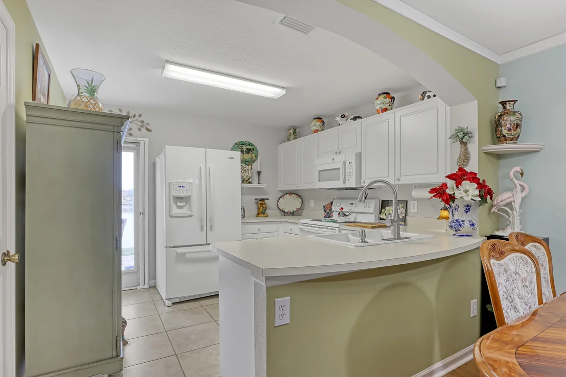 Photo of Unit 102 at 995 Luminary Circle