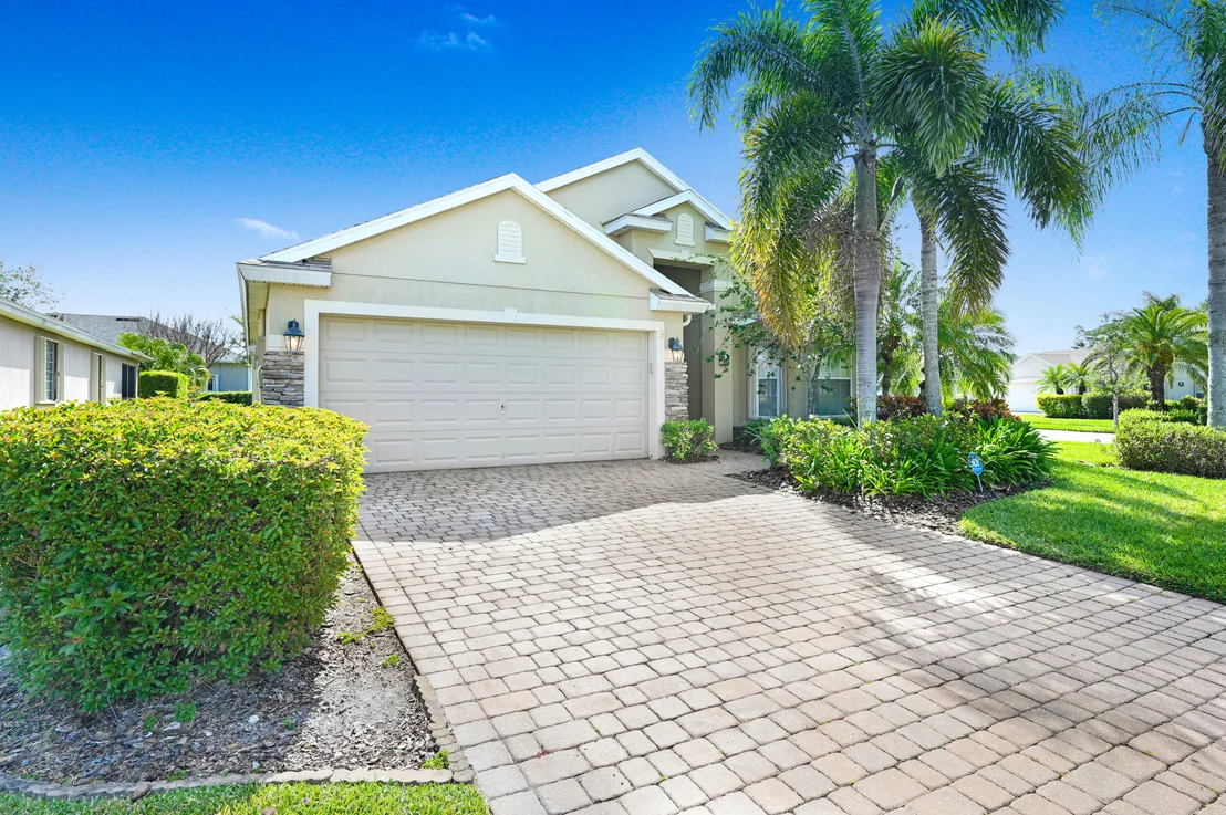 Photo of 6965 Renshaw Drive