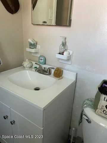 Photo of 1052 Myrtle Lane