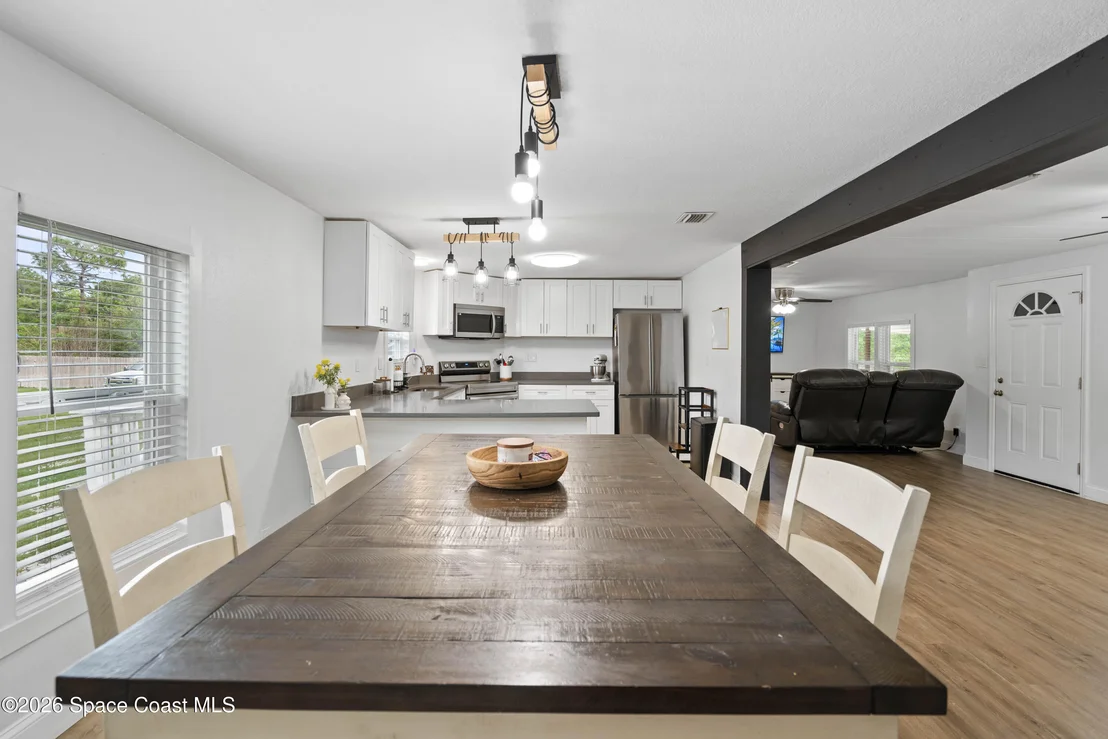 Photo of 9025 Lincoln Road