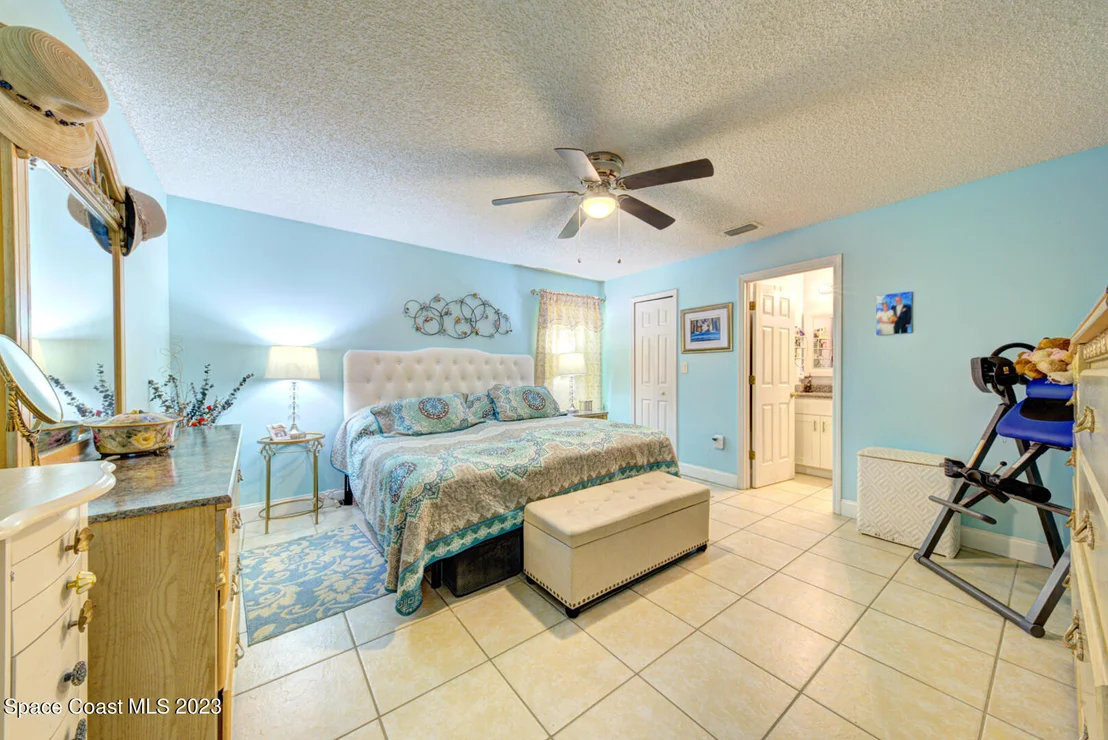 Photo of 3384 Meadowridge Drive