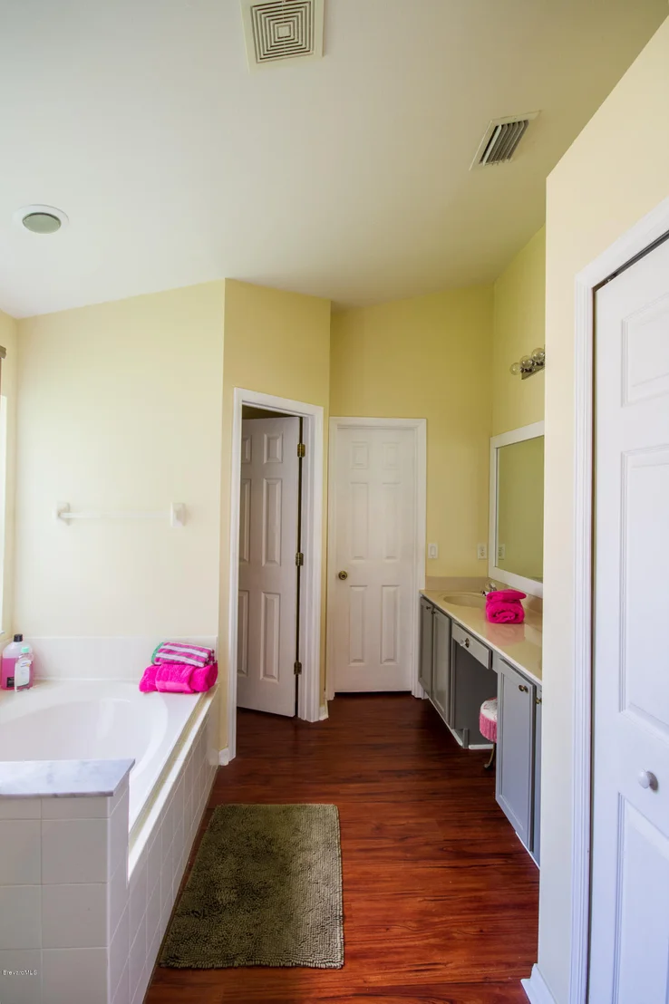 Photo of 605 Sedgewood Circle