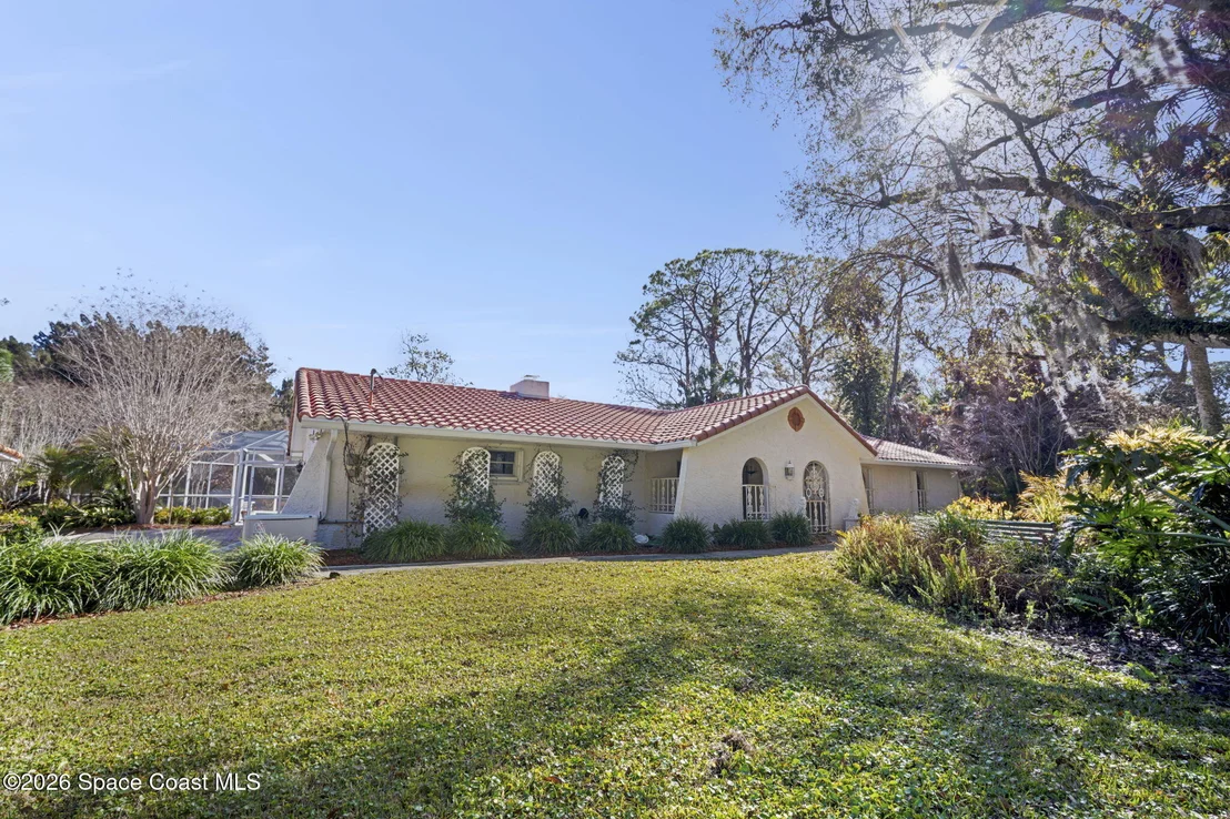 Photo of 620 W Pine Road