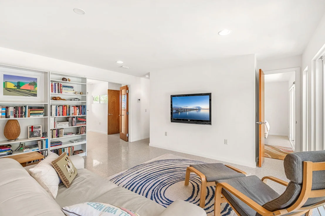 Photo of 401 2nd Avenue