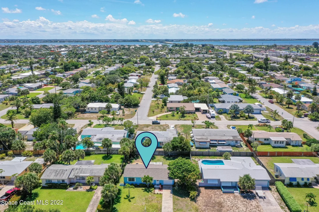 Photo of 700 Pelican Drive