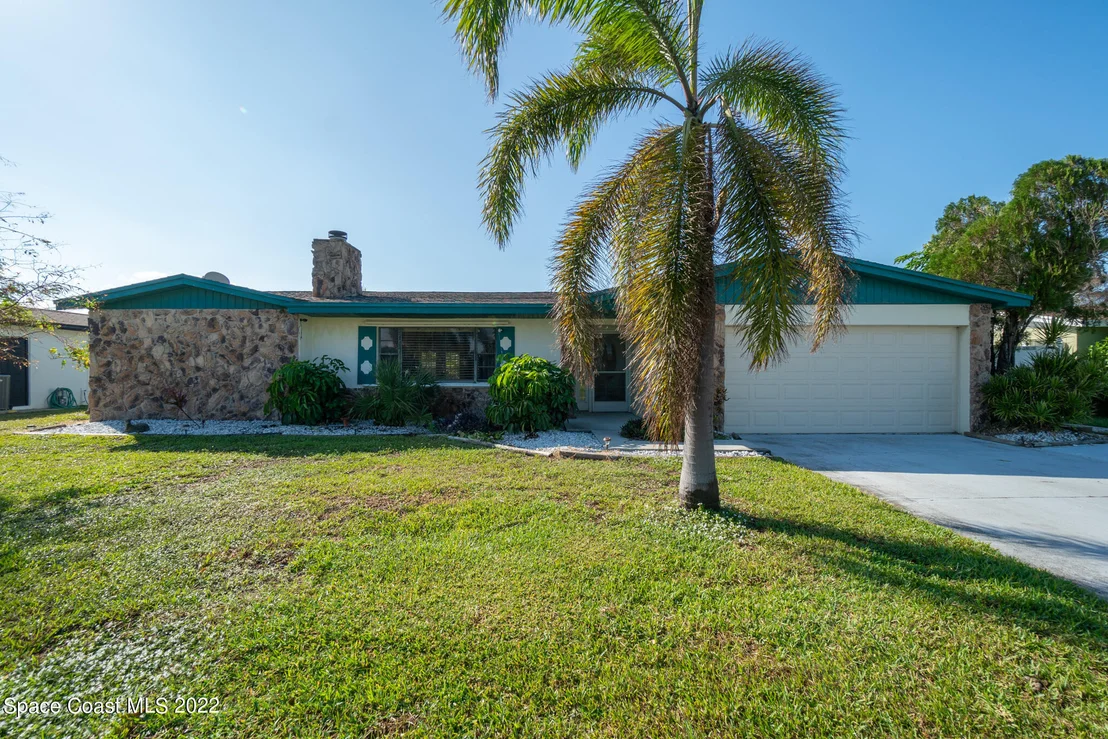 Photo of 444 Eagle Drive