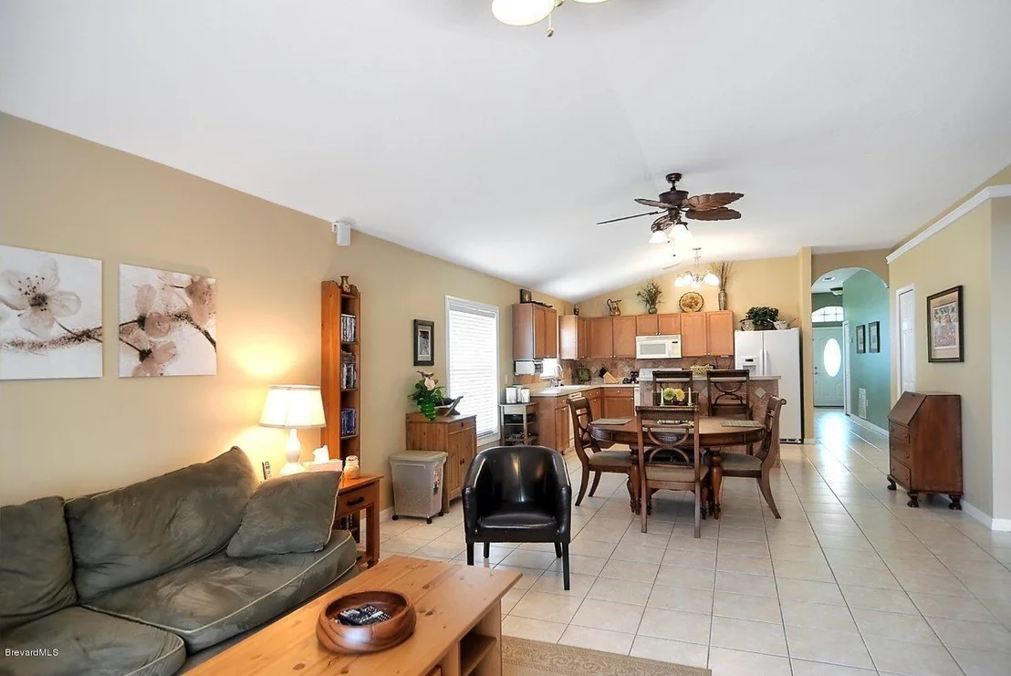 Photo of 695 Sedgewood Circle