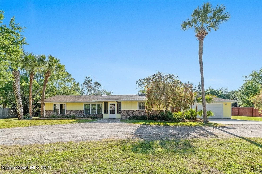 Photo of 270 Campbell Drive